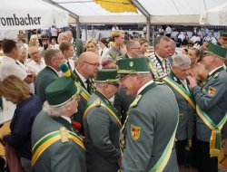 sf sonntag 2025157